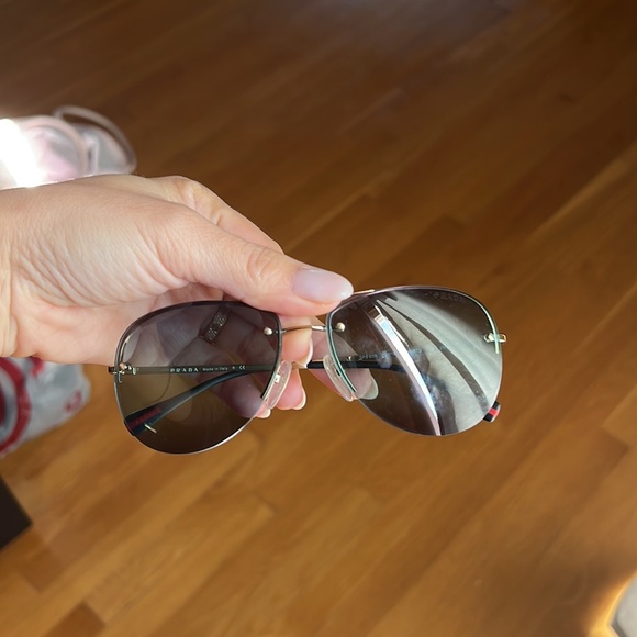 Authentic Prada aviator sunglasses - Picture 2 of 4